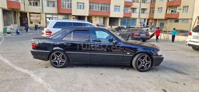 Mercedes C 200 1996, 286,454 km - 2.0 л - Bakı