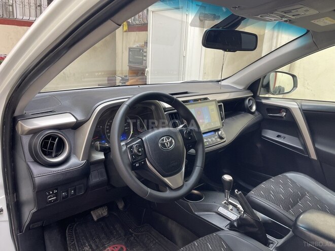 Toyota RAV4 2015, 160,000 km - 2.0 l - Bakı