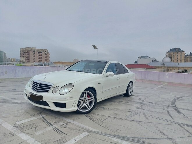 Mercedes E 350 2007, 215,000 km - 3.5 l - Bakı