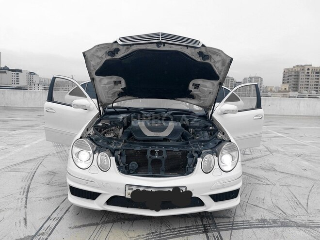 Mercedes E 350 2007, 215,000 km - 3.5 l - Bakı