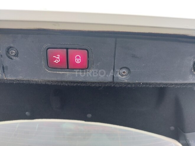 Mercedes E 350 2007, 215,000 km - 3.5 l - Bakı