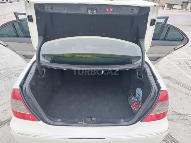 Mercedes E 350 2007, 215,000 km - 3.5 l - Bakı
