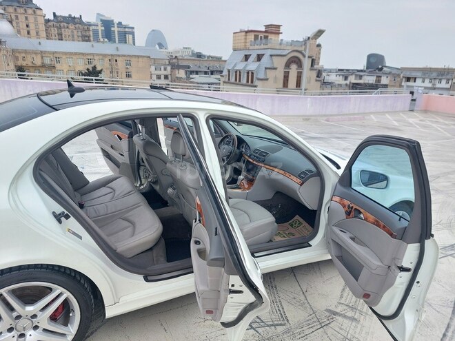 Mercedes E 350 2007, 215,000 km - 3.5 l - Bakı