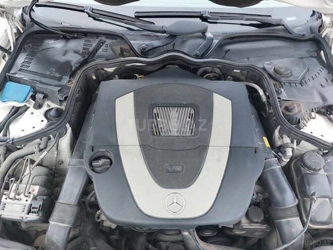 Mercedes E 350 2007, 215,000 km - 3.5 l - Bakı