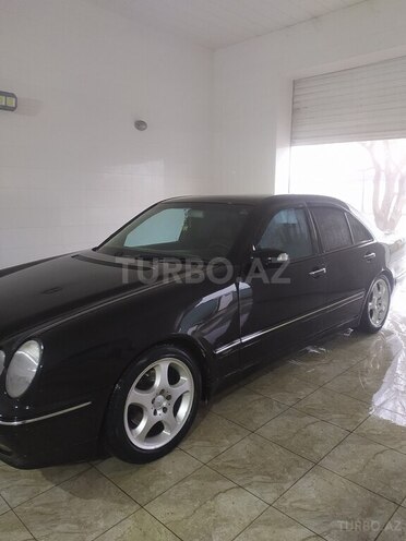 Mercedes E 270 2000, 370,000 km - 2.7 l - Göyçay