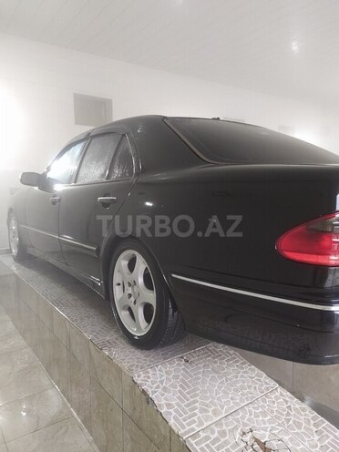 Mercedes E 270 2000, 370,000 km - 2.7 l - Göyçay