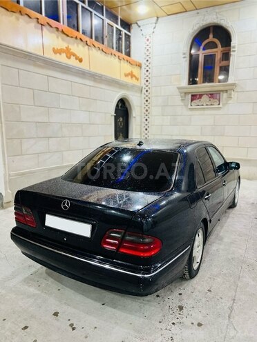 Mercedes E 240 2000, 157,000 km - 2.4 l - Şəmkir