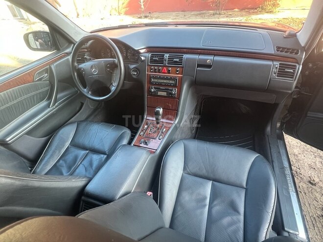 Mercedes E 240 2000, 157,000 km - 2.4 l - Şəmkir