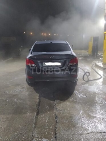 Hyundai Accent 2015, 225,746 km - 1.6 l - Bakı