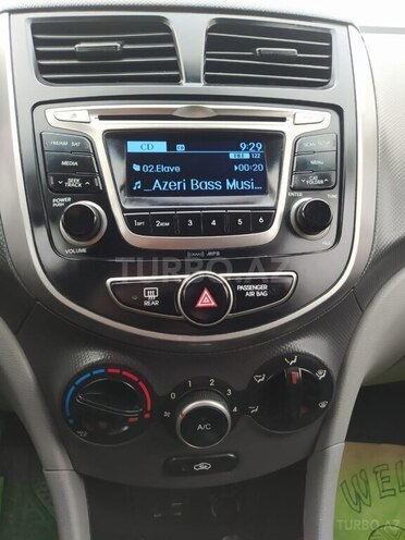 Hyundai Accent 2015, 225,746 km - 1.6 l - Bakı
