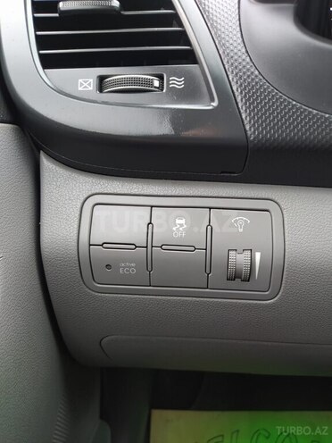Hyundai Accent 2015, 225,746 km - 1.6 l - Bakı