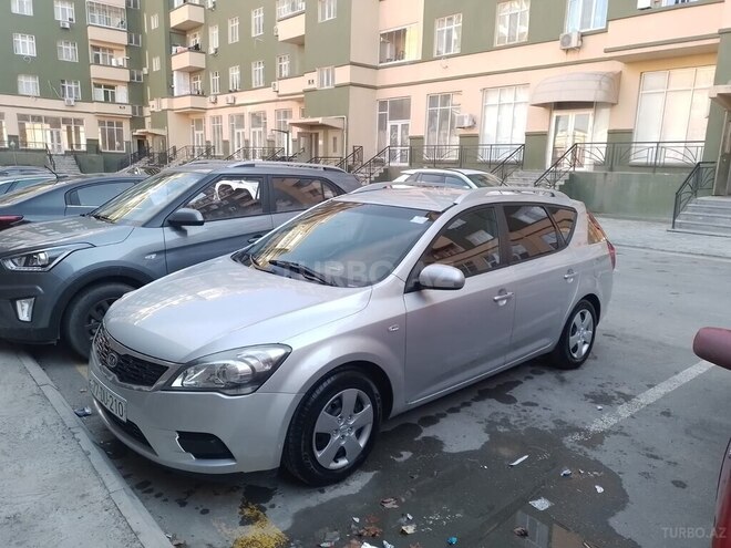 Kia Ceed 2009, 267,680 km - 1.4 l - Bakı