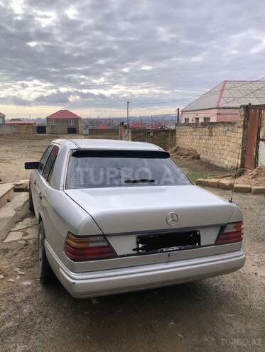 Mercedes E 200 1991, 481,400 km - 2.0 l - Bakı