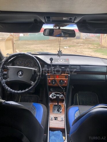 Mercedes E 200 1991, 481,400 km - 2.0 l - Bakı