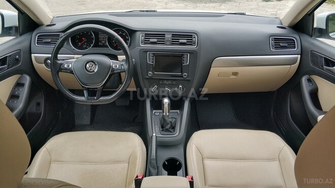 Volkswagen Jetta 2017, 77,000 km - 1.4 l - Bakı