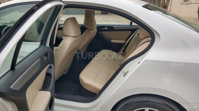 Volkswagen Jetta 2017, 77,000 km - 1.4 l - Bakı