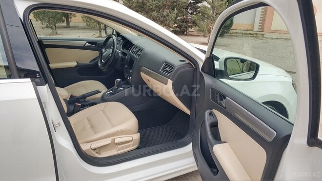 Volkswagen Jetta 2017, 77,000 km - 1.4 l - Bakı