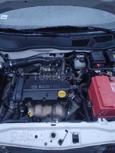 Opel Astra 2005, 193,000 km - 1.4 л - Qax