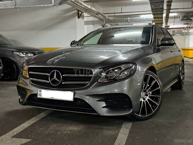 Mercedes E 220