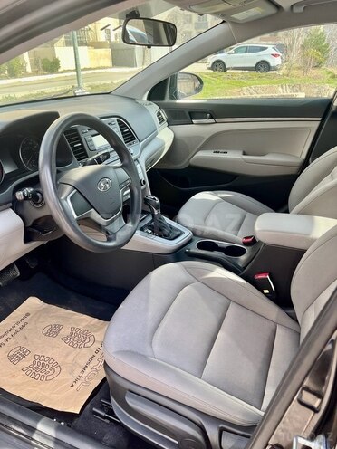 Hyundai Elantra 2016, 175,000 km - 2.0 l - Bakı