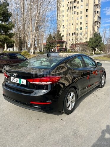 Hyundai Elantra 2016, 175,000 km - 2.0 l - Bakı
