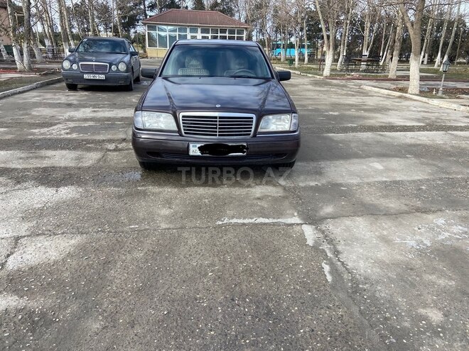 Mercedes C 200 1995, 400,000 km - 2.0 л - Sumqayıt