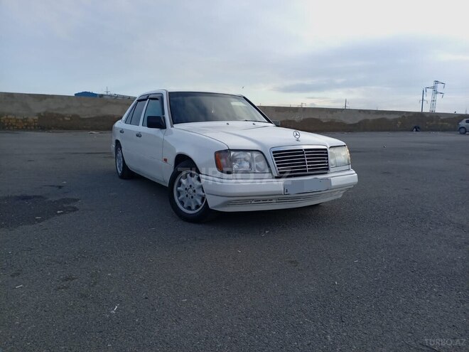 Mercedes E 280 1993, 22,222 km - 2.8 l - Sabirabad