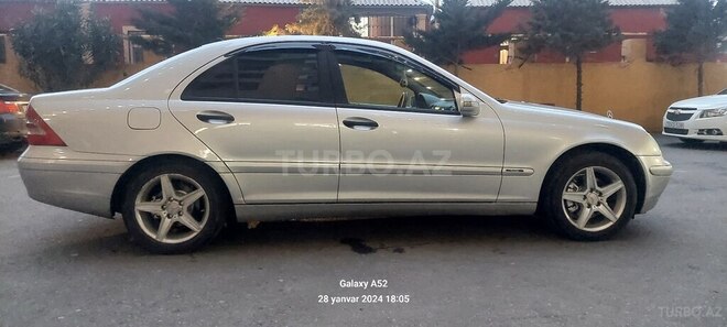 Mercedes C 200 2000, 189,000 km - 2.0 l - Xırdalan