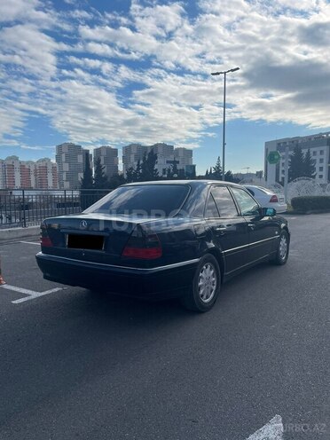 Mercedes C 240 1999, 386,000 km - 2.4 l - Bakı