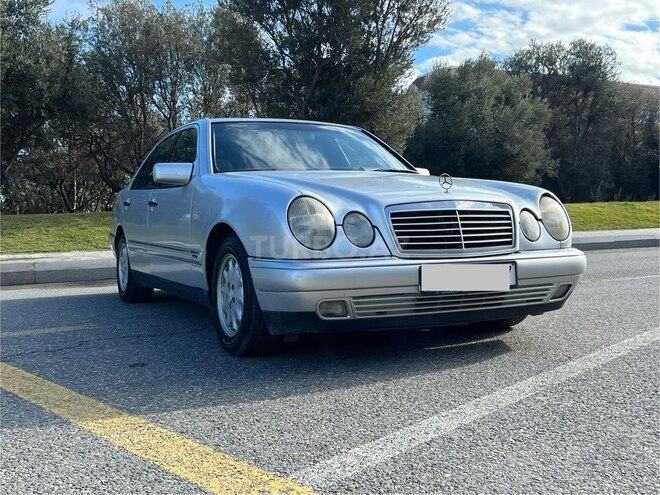 Mercedes E 240 1998, 263,000 km - 2.4 l - Bakı
