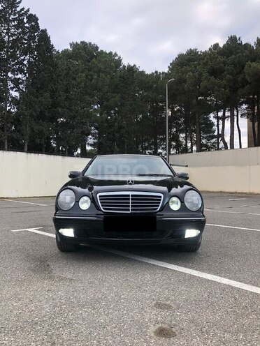 Mercedes E 320 2001, 260,000 km - 3.2 l - Sumqayıt