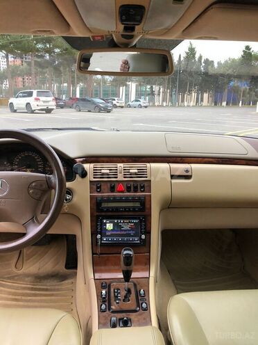 Mercedes E 320 2001, 260,000 km - 3.2 l - Sumqayıt