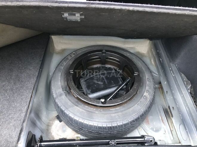 Mercedes E 320 2001, 260,000 km - 3.2 l - Sumqayıt