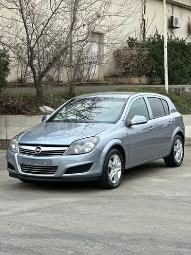 Opel Astra 2010, 170,000 km - 1.4 l - Bakı