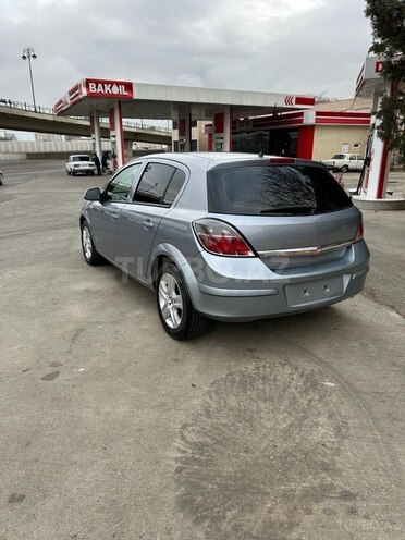 Opel Astra 2010, 170,000 km - 1.4 l - Bakı