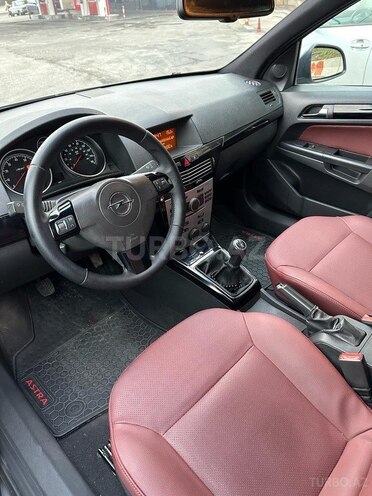 Opel Astra 2010, 170,000 km - 1.4 l - Bakı