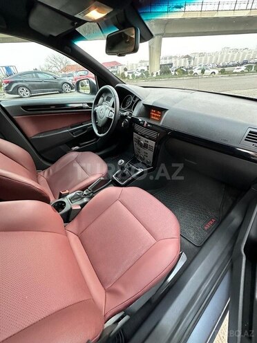 Opel Astra 2010, 170,000 km - 1.4 l - Bakı