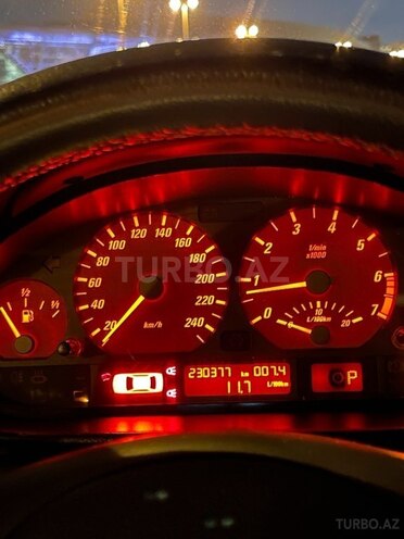 BMW 330 2001, 230,000 km - 3.0 l - Bakı