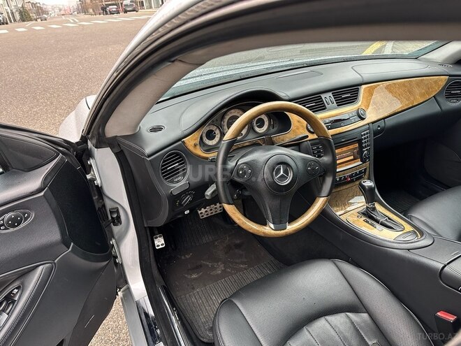 Mercedes  2008, 200,000 km - 3.0 l - Bakı