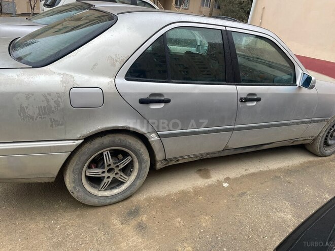 Mercedes C 220 1994, 560,000 km - 2.2 л - Bakı