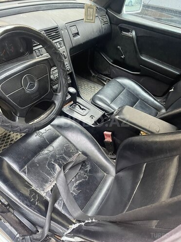 Mercedes C 220 1994, 560,000 km - 2.2 л - Bakı