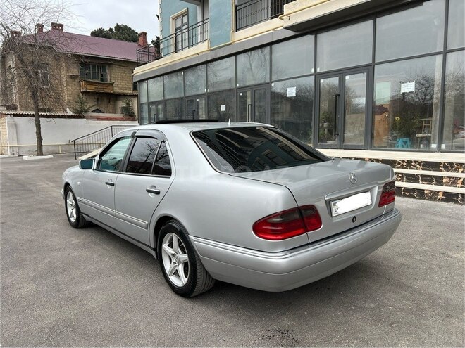 Mercedes E 230 1996, 334,500 km - 2.3 l - Sumqayıt