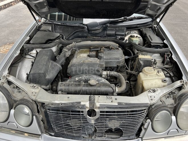 Mercedes E 230 1996, 334,500 km - 2.3 l - Sumqayıt