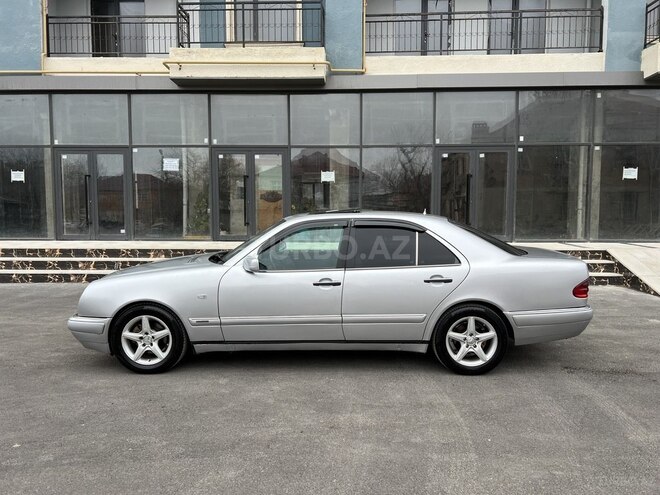 Mercedes E 230 1996, 334,500 km - 2.3 l - Sumqayıt