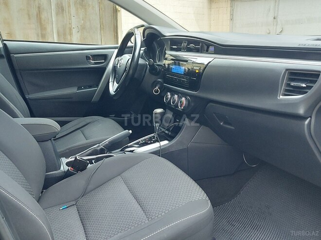 Toyota Corolla 2016, 120,000 km - 1.6 l - Bakı