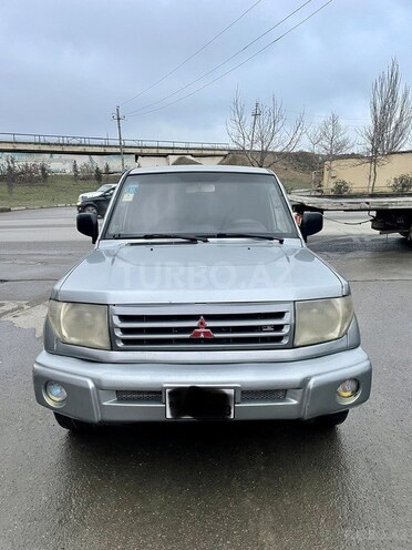 Mitsubishi Pajero io 1999, 242,990 km - 1.8 l - Bakı