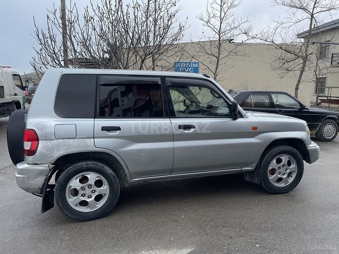 Mitsubishi Pajero io 1999, 242,990 km - 1.8 l - Bakı