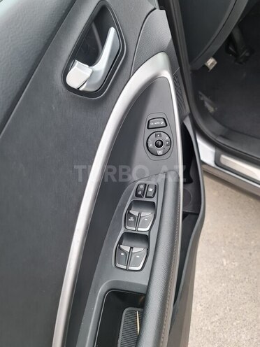 Hyundai Santa Fe 2015, 141,000 km - 2.0 л - Bakı