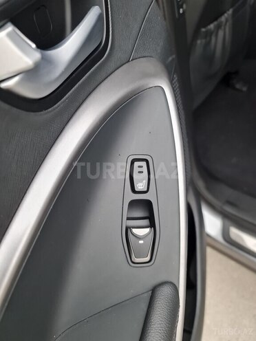 Hyundai Santa Fe 2015, 141,000 km - 2.0 л - Bakı