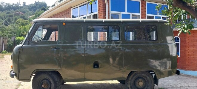 UAZ 3303 1998, 300,000 km - 2.4 л - Astara